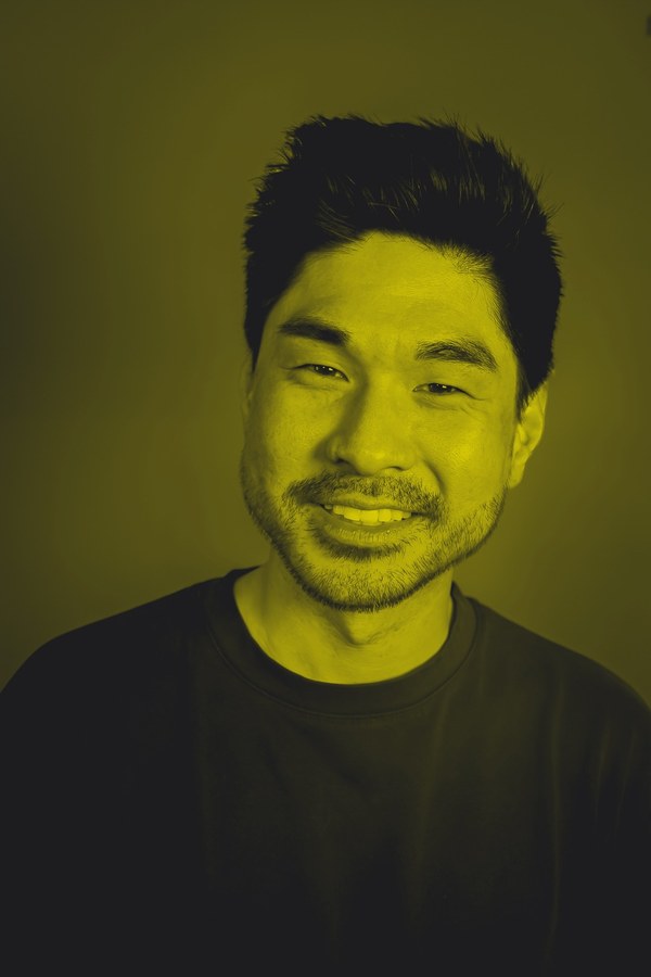 Stuart Kim — 02-smile portrait, yellow duotone treatment